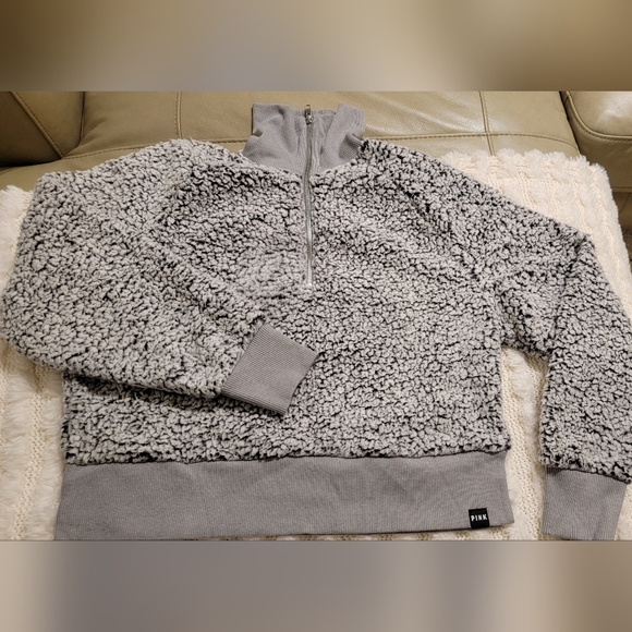 PINK VICTORIA SECRET Sherpa Sweater Size Medium Marled Color Grey/Black - Picture 4 of 7